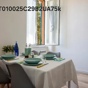 viabai-con-parcheggio-privato.hotelitalianriviera.com/